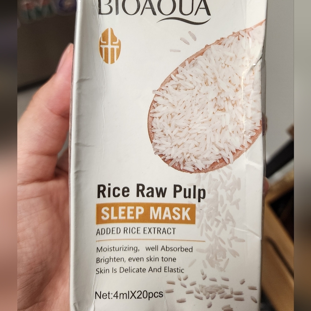 Bioaqua Rice Raw Pulp Sleep Mask New - Picture 2 of 5